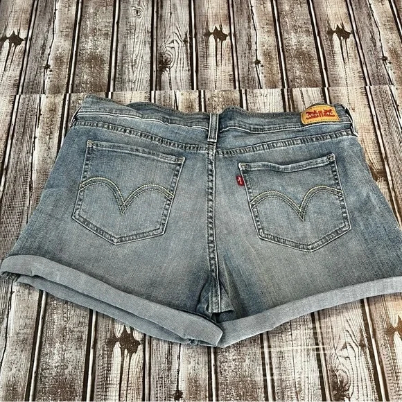 Levi’s Mid Wash Mid-Rise Stretch Jean Shortie Shorts size 31 - Picture 3 of 6